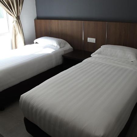 Hotel Sukaramai Kampung Gurun Ngoại thất bức ảnh