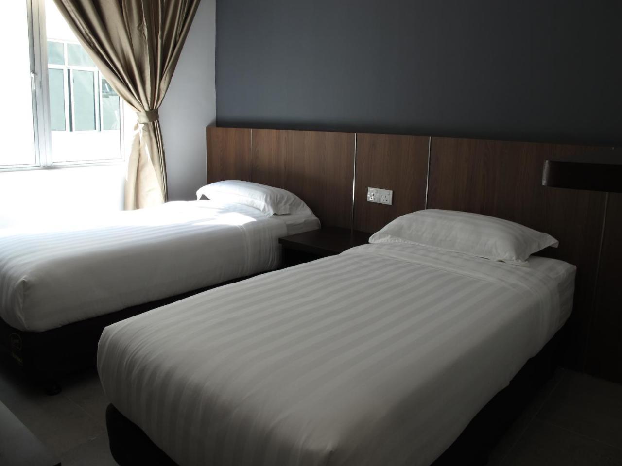 Hotel Sukaramai Kampung Gurun Ngoại thất bức ảnh