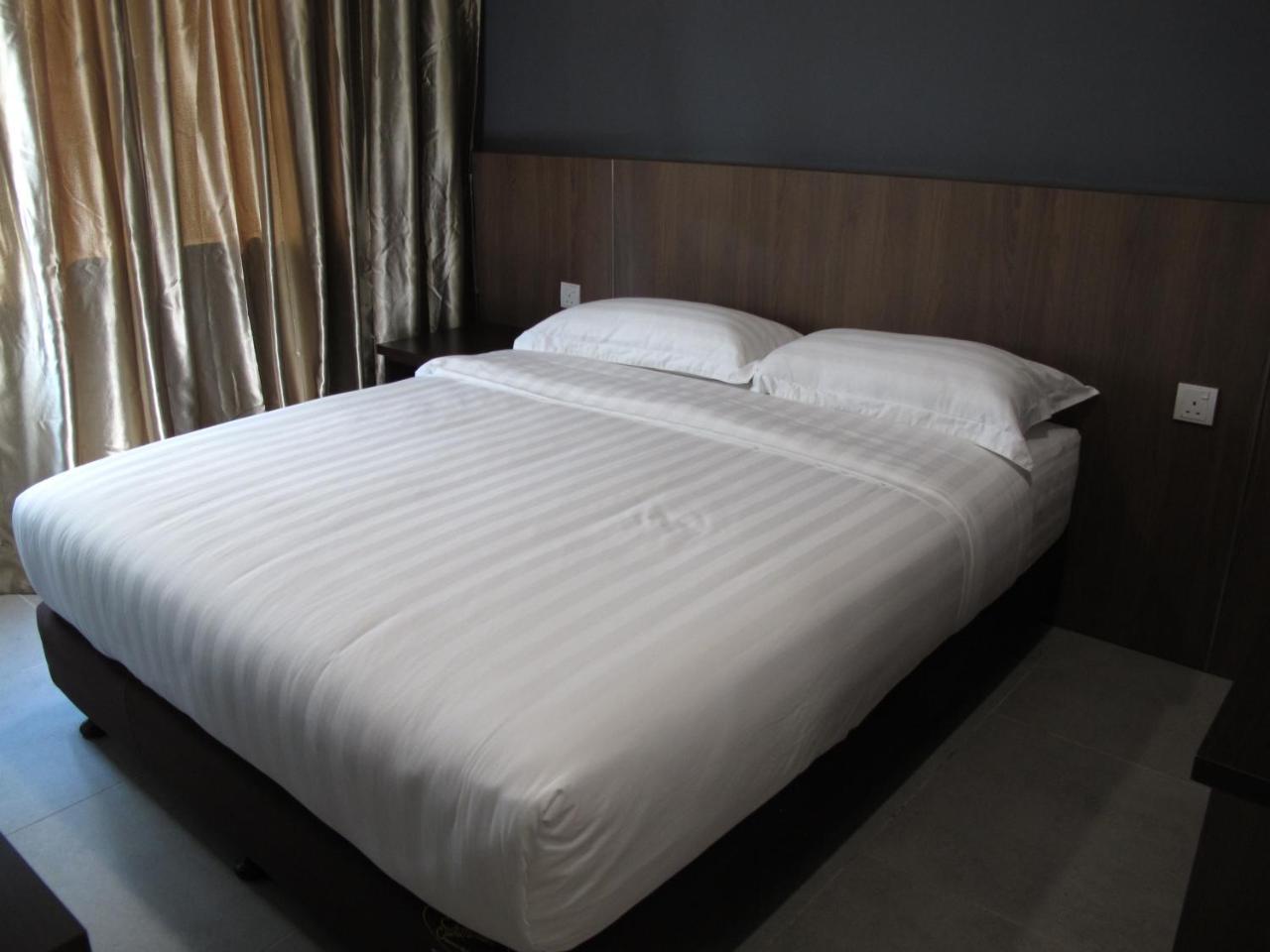 Hotel Sukaramai Kampung Gurun Ngoại thất bức ảnh