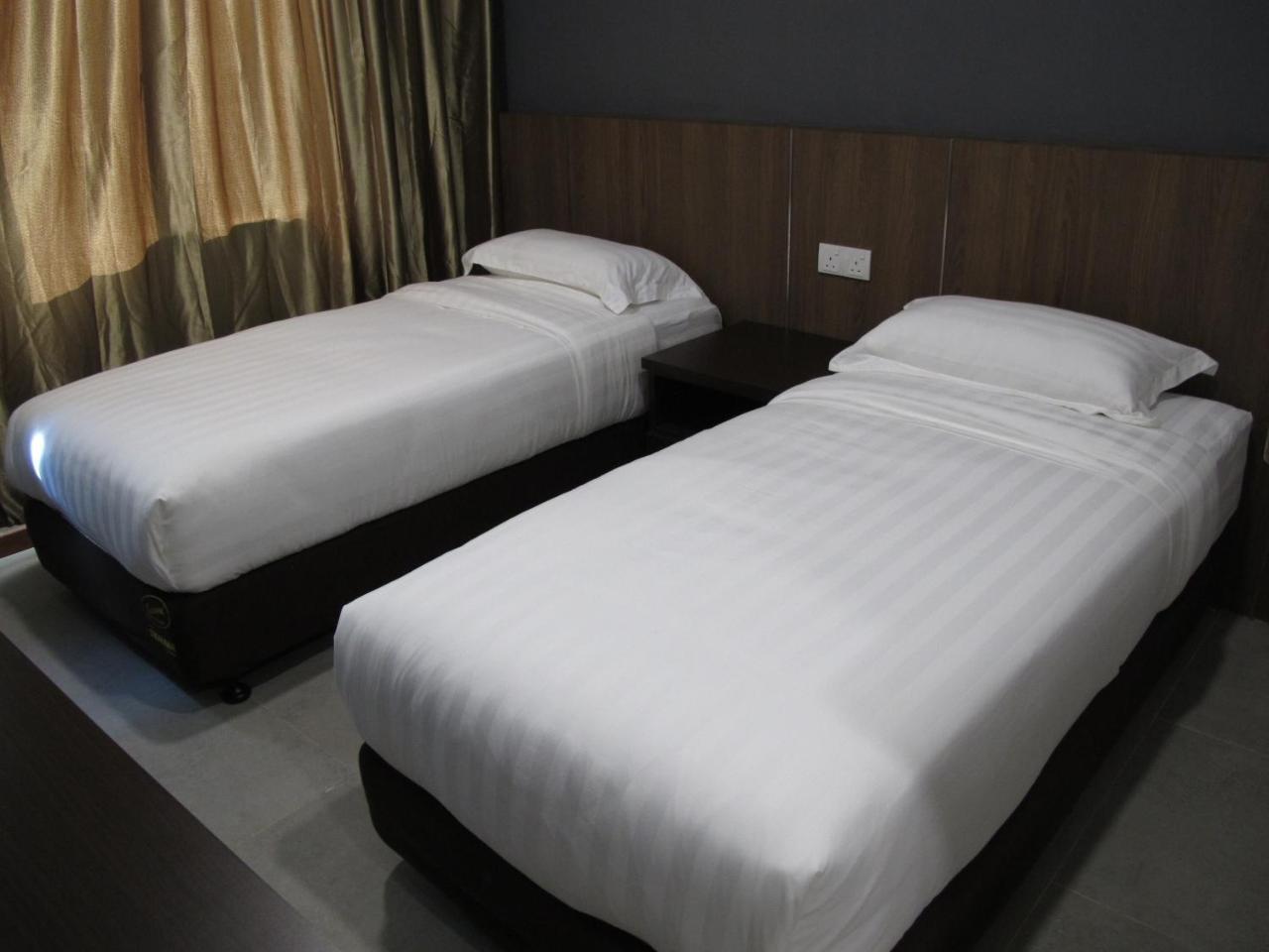 Hotel Sukaramai Kampung Gurun Ngoại thất bức ảnh