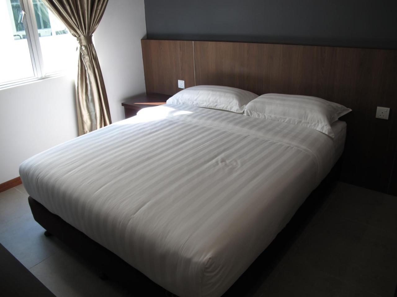 Hotel Sukaramai Kampung Gurun Ngoại thất bức ảnh