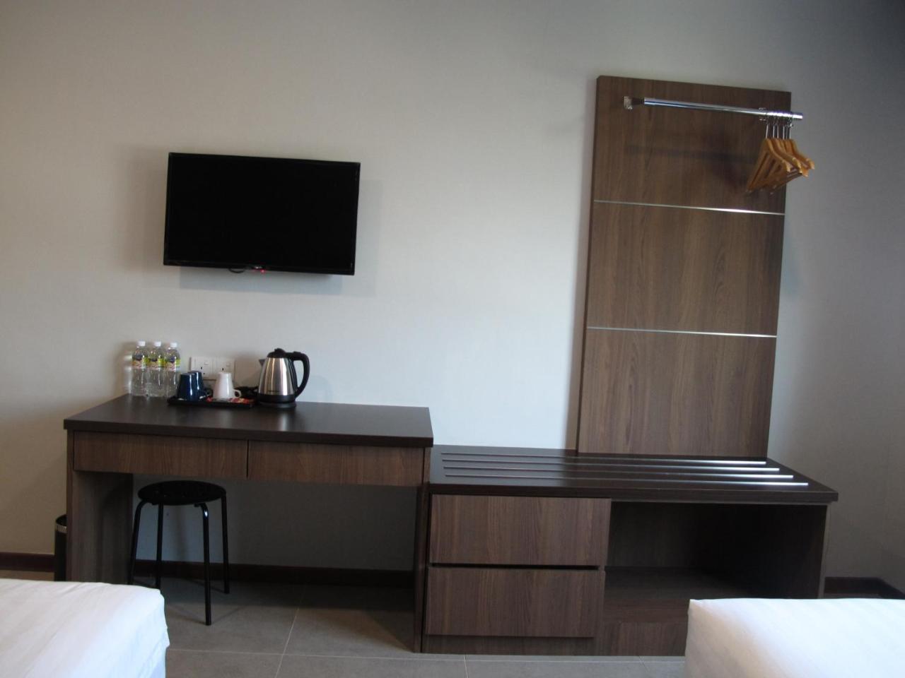 Hotel Sukaramai Kampung Gurun Ngoại thất bức ảnh