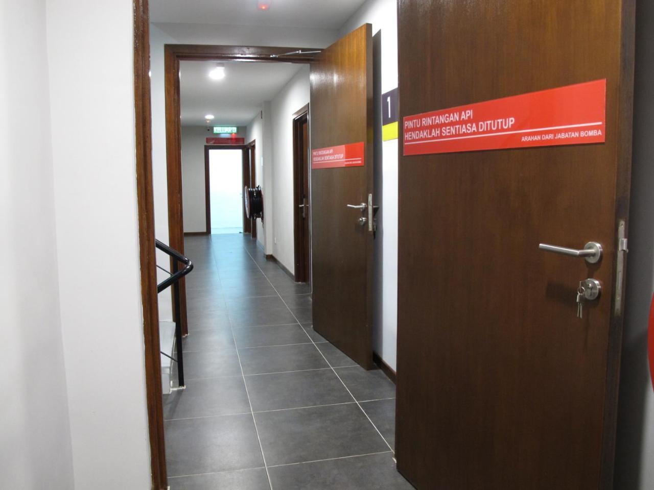 Hotel Sukaramai Kampung Gurun Ngoại thất bức ảnh