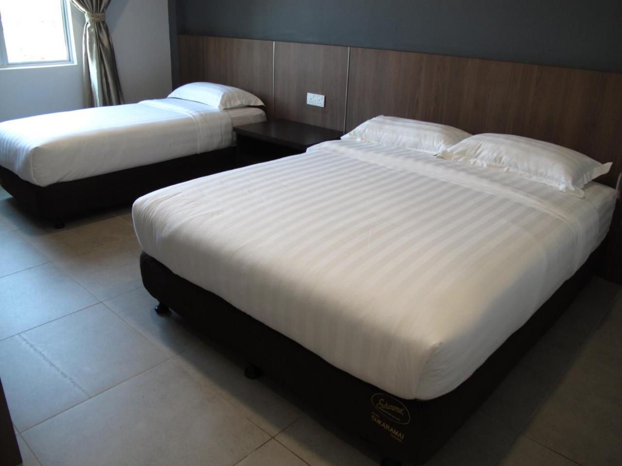Hotel Sukaramai Kampung Gurun Ngoại thất bức ảnh