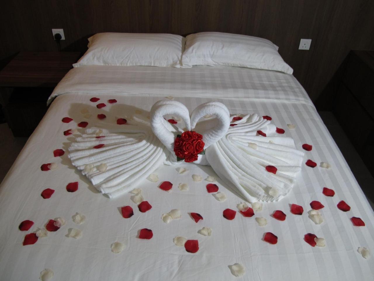 Hotel Sukaramai Kampung Gurun Ngoại thất bức ảnh